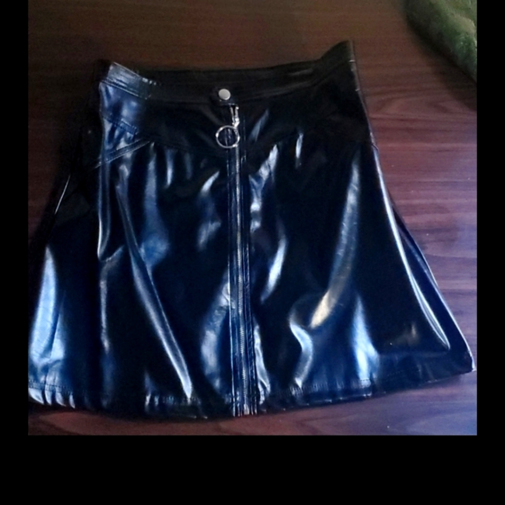 Vinyl Black skirt